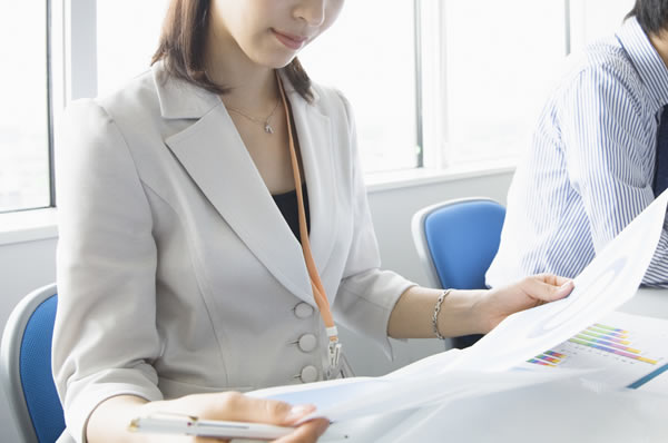 女性が働く社会(イメージ)