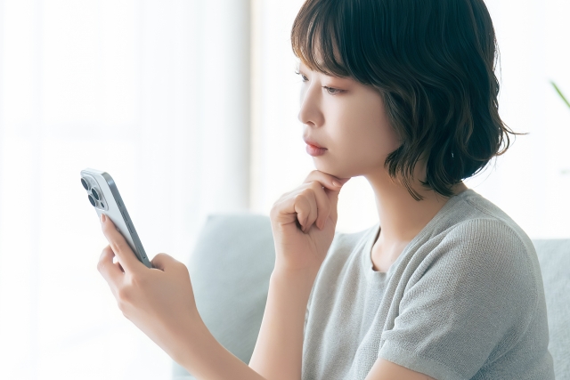 SNSで不倫の証拠を集める方法